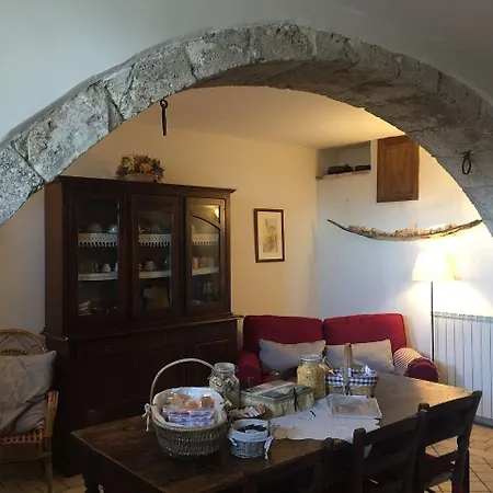 Hotel apartamentowy Residenza La Torre Santo Stefano Di Sessanio